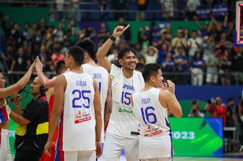 Gilas Pilipinas climbs to no. 38 in FIBA world ranking.